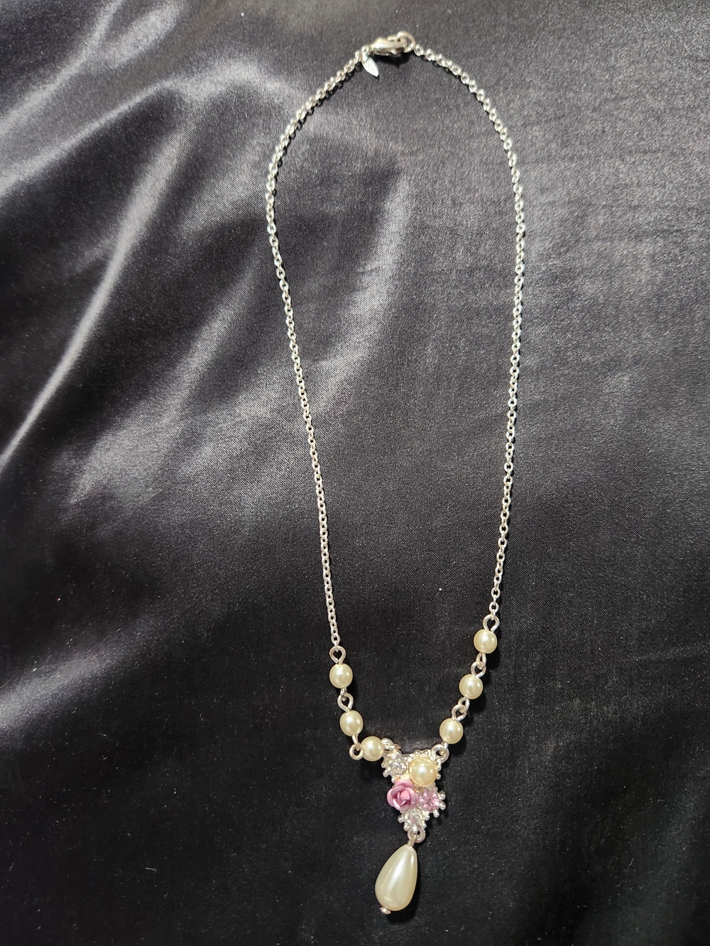 Avon Silver-Tone Pearl Necklace with Pink Flower and Teardrop Pendant
